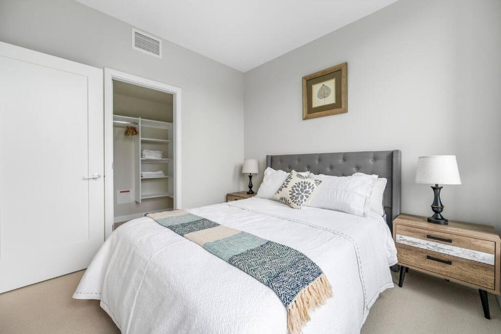 Modern Comfort At Ubc: 1Br Condo Near Campus Βανκούβερ Εξωτερικό φωτογραφία