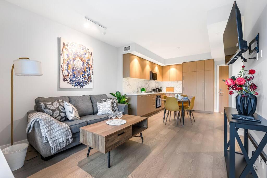 Modern Comfort At Ubc: 1Br Condo Near Campus Βανκούβερ Εξωτερικό φωτογραφία